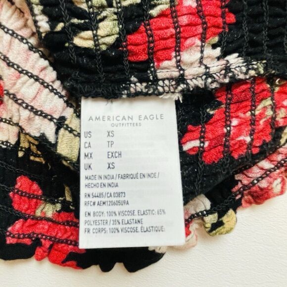 American Eagle Cottagecore Blouse Womens XS Black Floral Smocked Boho Top - Picture 4 of 8